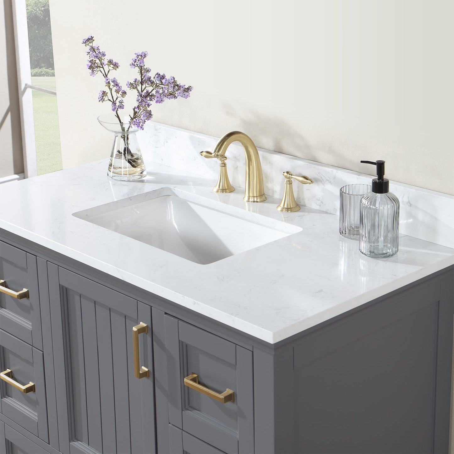 Isla 42" Single Bathroom Vanity Set in Gray and Composite Carrara White Stone Countertop without Mirror