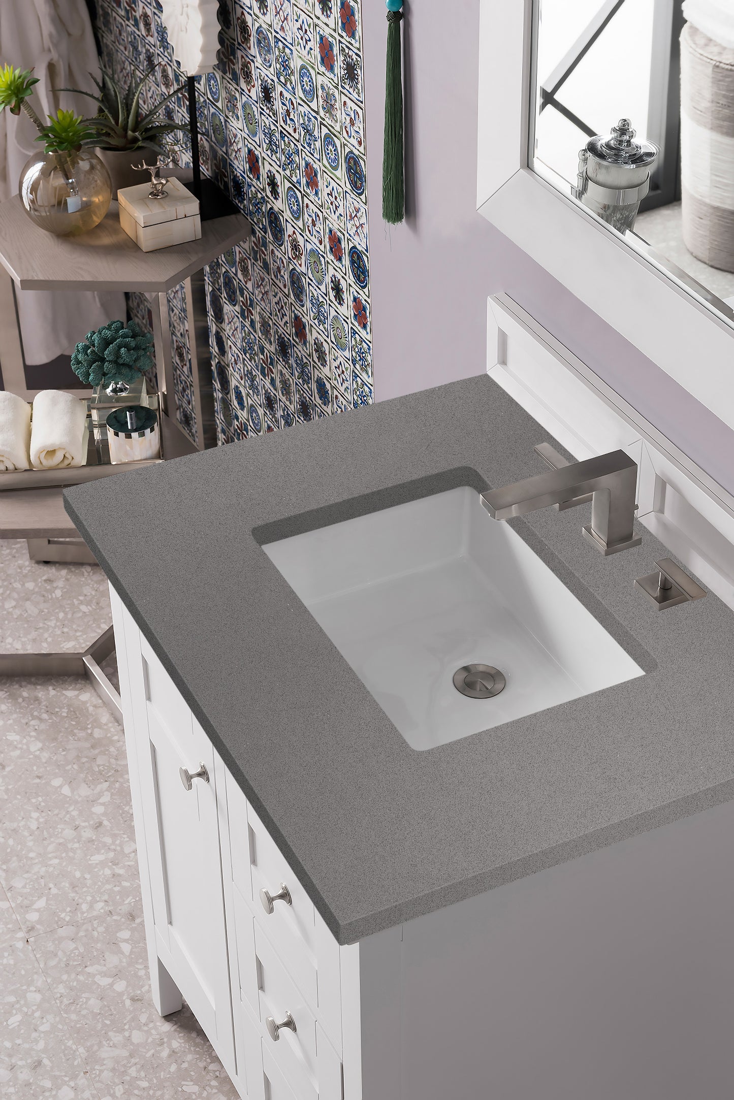 Palisades 30" Single Vanity, Bright White w/ 3 CM Grey Expo Quartz Top