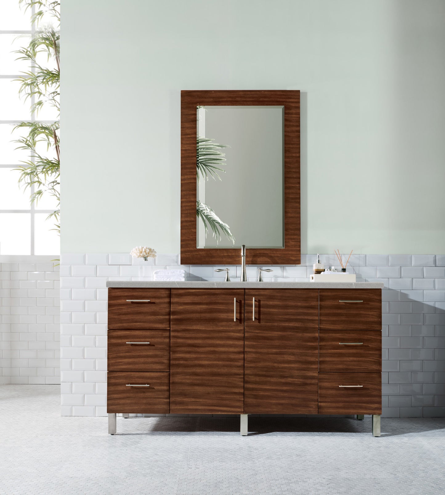 Metropolitan 60" Single Vanity, American Walnut w/ 3 CM Eternal Serena Quartz Top