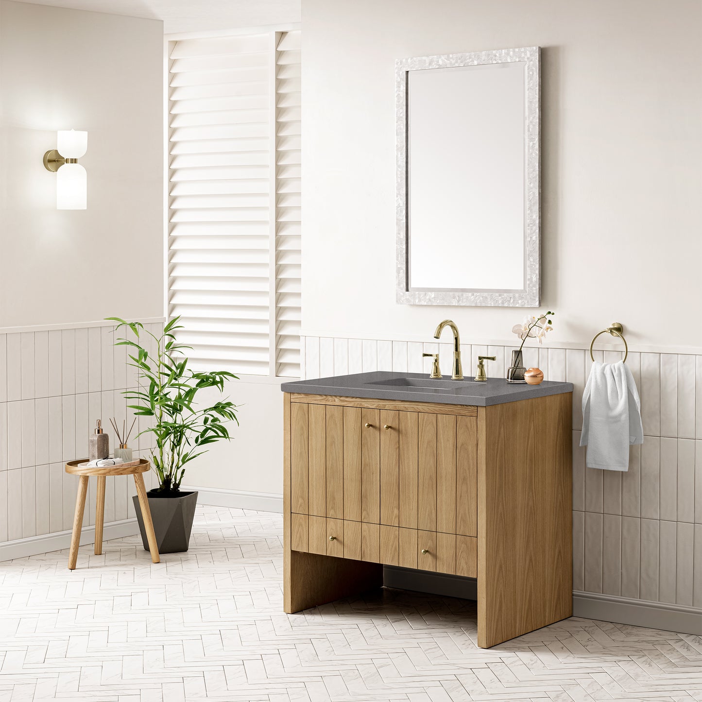 Hudson 36" Single Vanity, Light Natural Oak w/ 3 CM Grey Expo Top