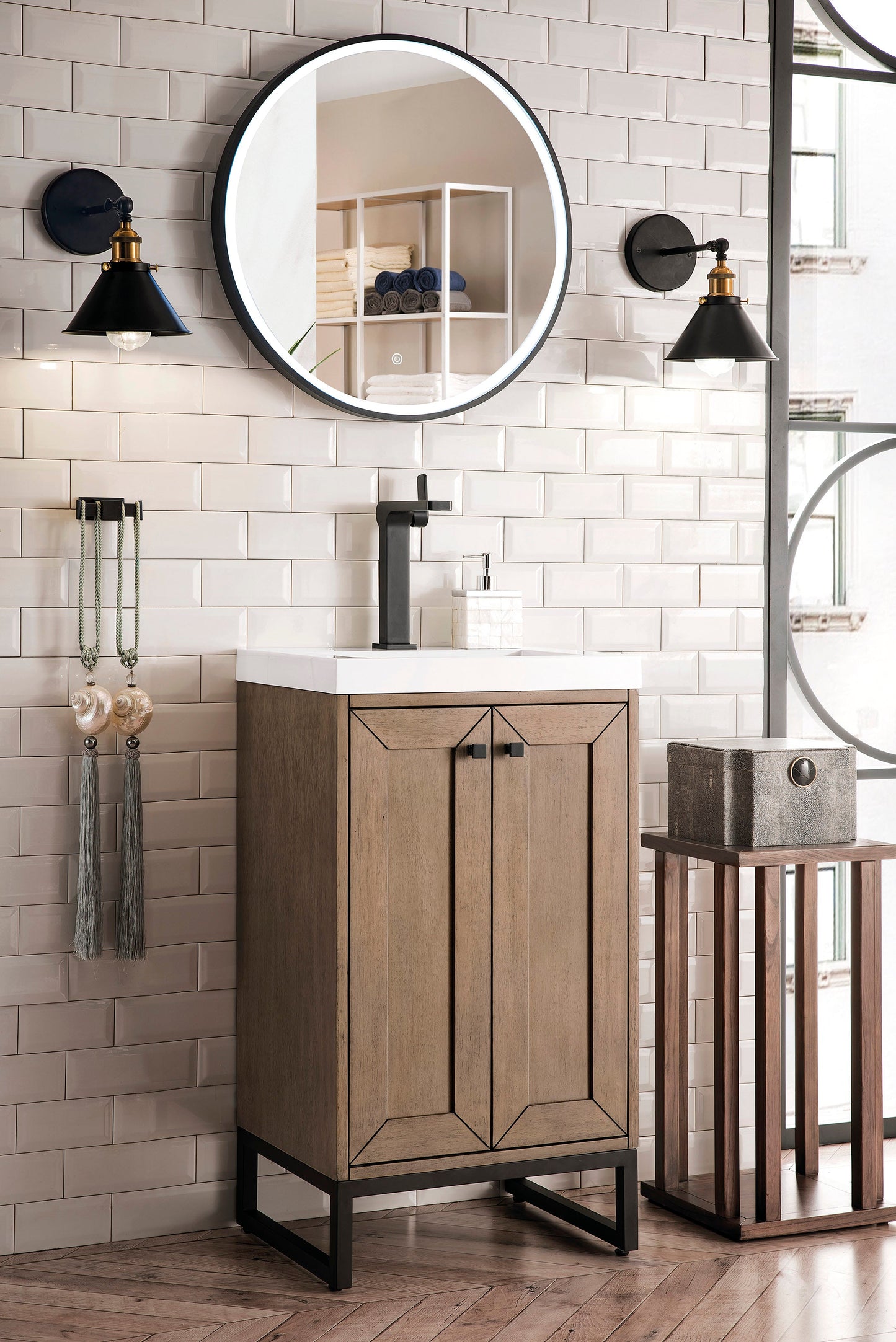 Chianti 20" Single Vanity, Whitewashed Walnut, Matte Black, w/ White Glossy Composite Stone Top