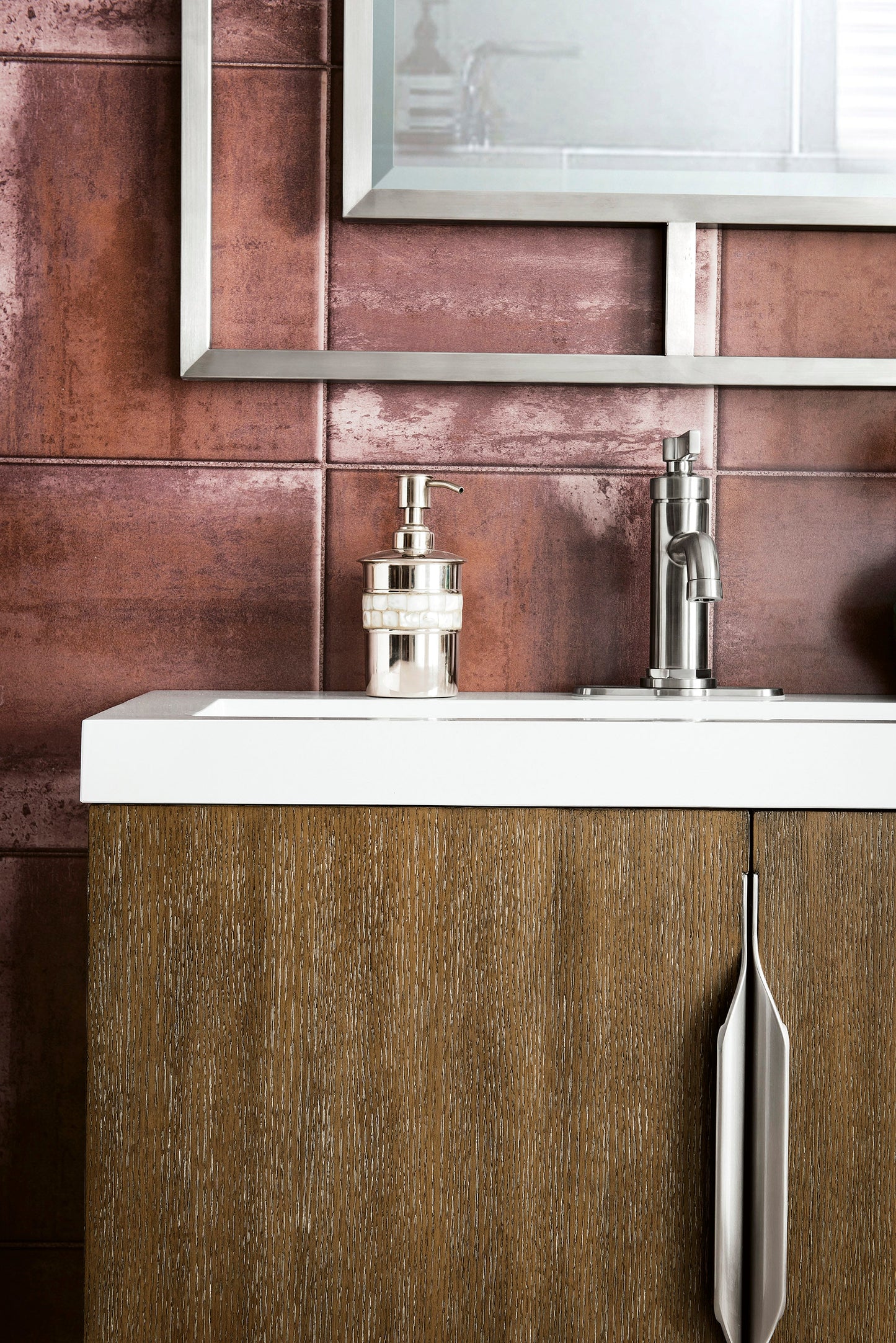 Columbia 31.5" Single Vanity, Latte Oak, Brushed Nickel, w/ White Glossy Composite Stone Top