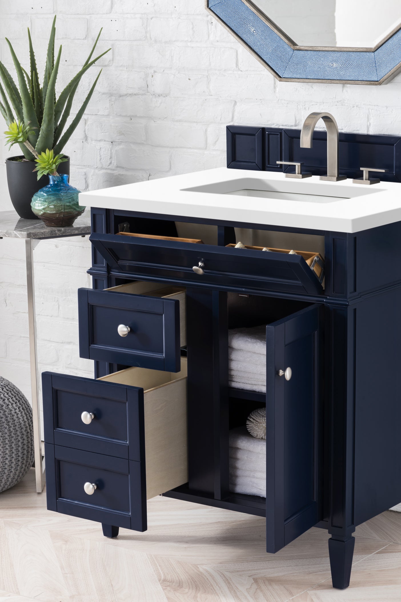 Brittany 30" Single Vanity, Victory Blue w/ 3 CM White Zeus Quartz Top